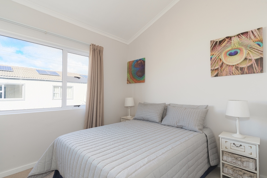 2 Bedroom Property for Sale in Stratford Green Western Cape